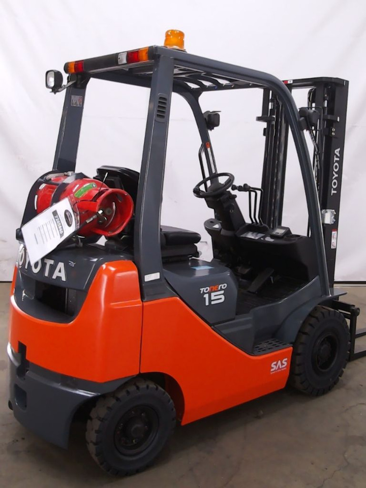 Toyota 02-8FGF15 - Treibgasstapler: das Bild 5 Toyota 02-8FGF15 - Treibgasstapler: das Bild 5