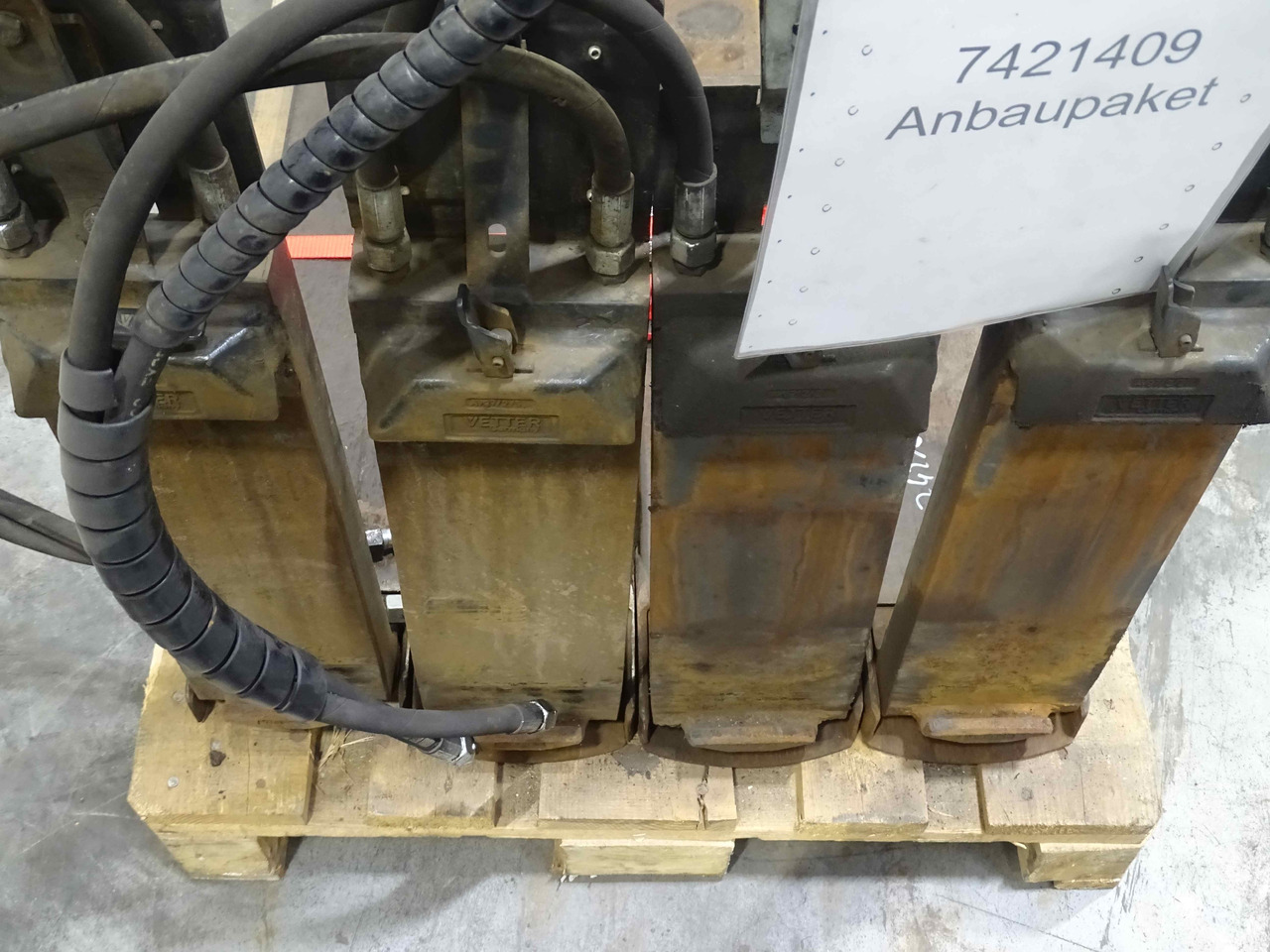 Weitere 2XANBAUGERÄTE - Gabel: das Bild 3 Weitere 2XANBAUGERÄTE - Gabel: das Bild 3