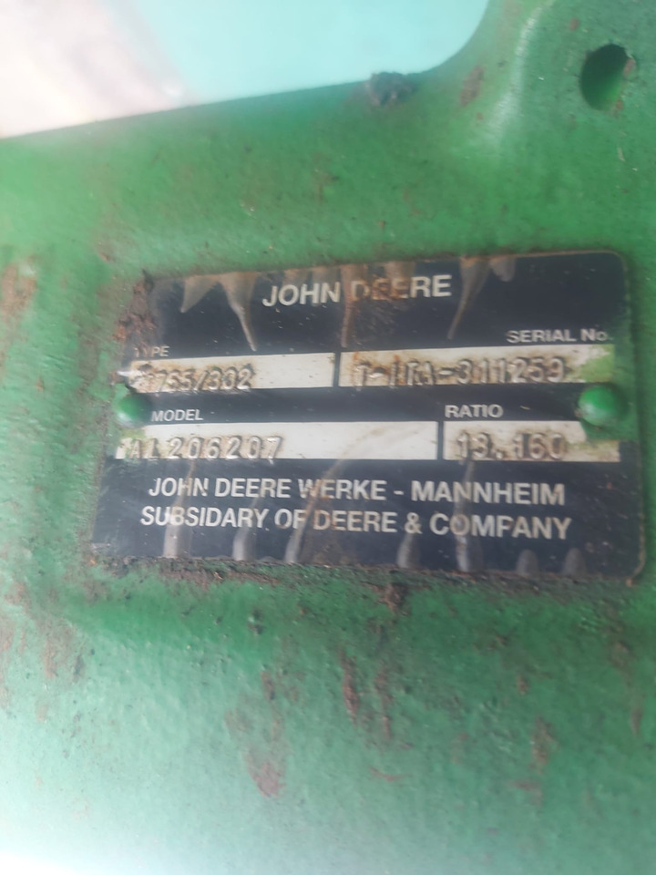 JOHN DEERE Front Axle AL206207: MFWD - Vorderachse für Traktor: das Bild 1 JOHN DEERE Front Axle AL206207: MFWD - Vorderachse für Traktor: das Bild 1