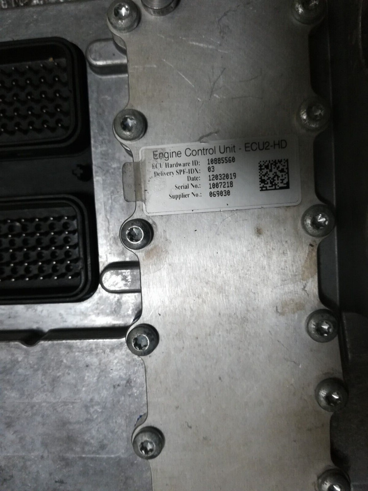 Liebherr ECU2-HD 10885560 D9508 A7 - Steuergerät für Baumaschine: das Bild 3 Liebherr ECU2-HD 10885560 D9508 A7 - Steuergerät für Baumaschine: das Bild 3