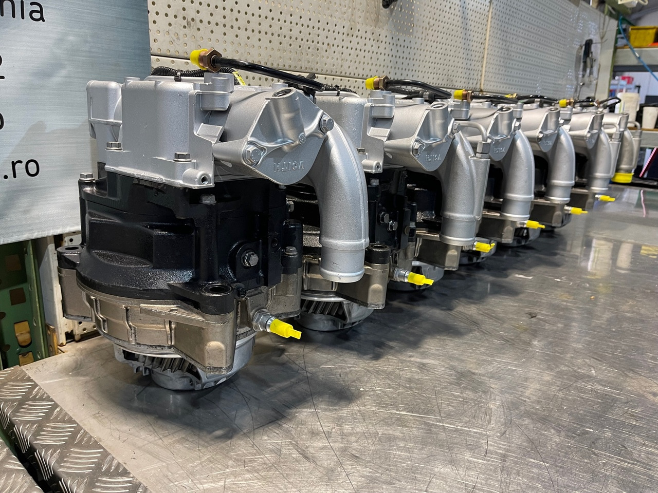 Bremsteile für Kran neu kaufen Mercedes Actros MP4 A9604308195 \15300 786610 Voith brake Retarder: das Bild 8