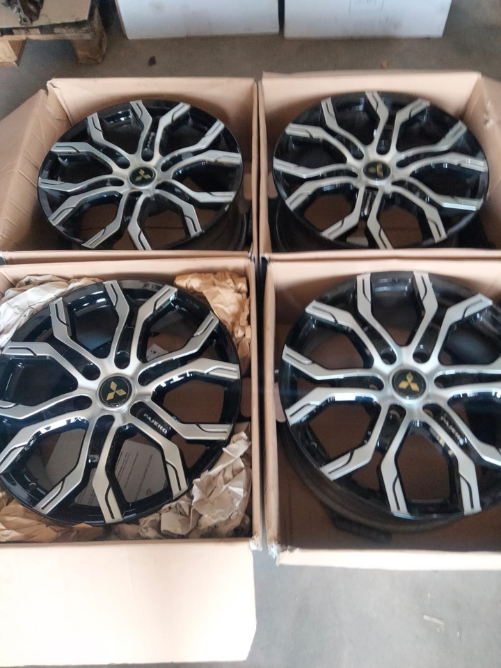 Mitsubishi Pajero L200 20 Zoll original Rims KBA50710 - Felge für PKW: das Bild 1 Mitsubishi Pajero L200 20 Zoll original Rims KBA50710 - Felge für PKW: das Bild 1