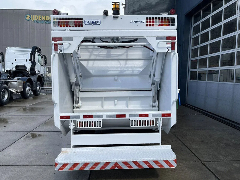 Mercedes-Benz Accelo 815 4x2 Garbage Compactor (2 units) Accelo 815 4x2 Garbage Compactor (2 units) - Müllwagen: das Bild 5 Mercedes-Benz Accelo 815 4x2 Garbage Compactor (2 units) Accelo 815 4x2 Garbage Compactor (2 units) - Müllwagen: das Bild 5