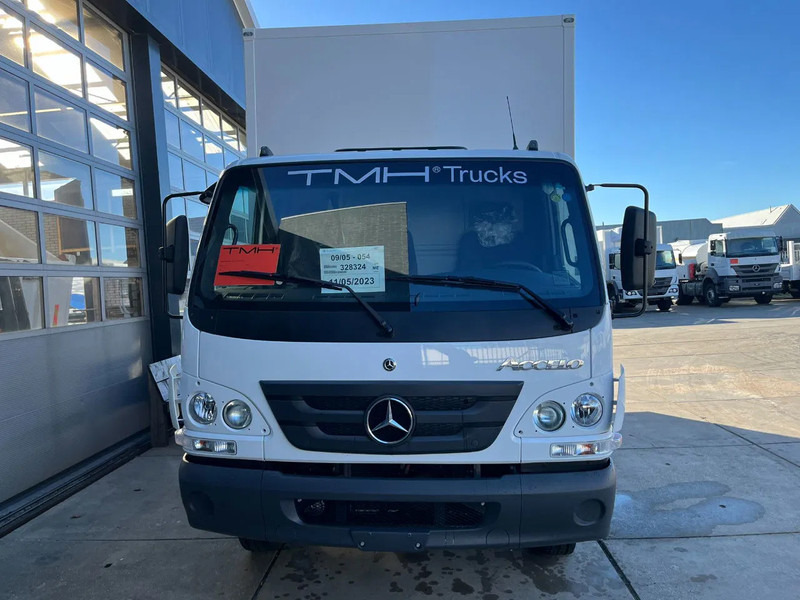 Mercedes-Benz Accelo 915 4x2 Closed Cargo Truck - Koffer LKW: das Bild 4 Mercedes-Benz Accelo 915 4x2 Closed Cargo Truck - Koffer LKW: das Bild 4