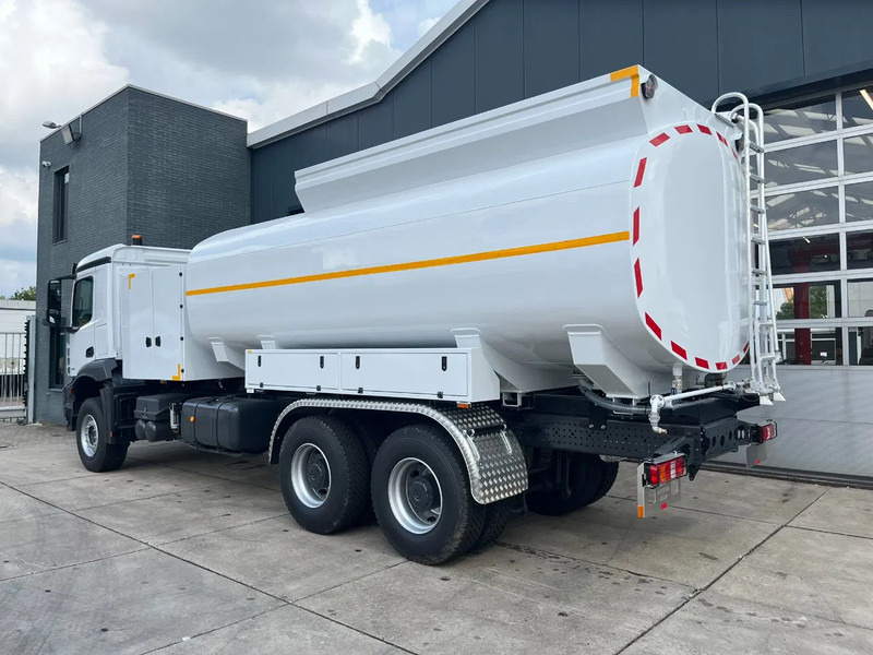 Mercedes-Benz Arocs 3340 6x4 Water Tank Truck - Tankwagen: das Bild 3 Mercedes-Benz Arocs 3340 6x4 Water Tank Truck - Tankwagen: das Bild 3
