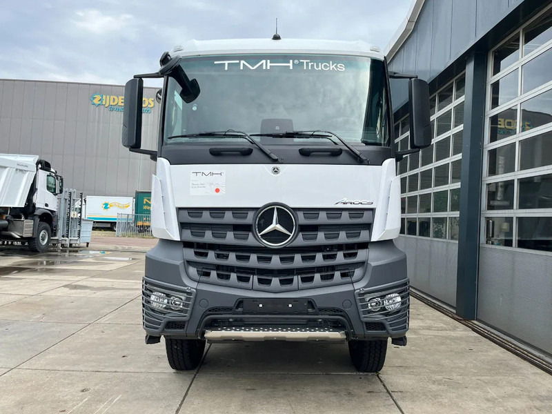 Kipper neu kaufen Mercedes-Benz Arocs 4140 K 8x4 Meiller tipper: das Bild 8
