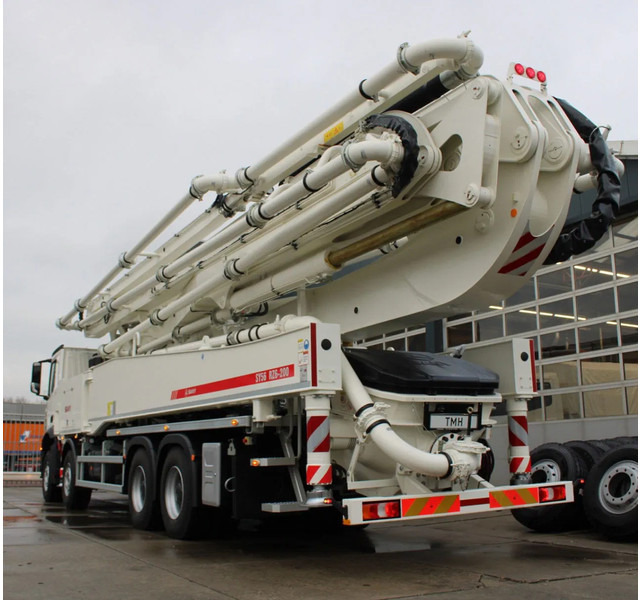 Mercedes-Benz Arocs 4840 8x4 Sany SY56 Concrete pump Build by Putzmeister - Betonpumpe: das Bild 3 Mercedes-Benz Arocs 4840 8x4 Sany SY56 Concrete pump Build by Putzmeister - Betonpumpe: das Bild 3