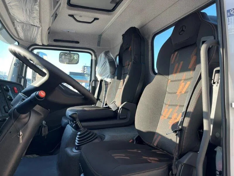 Tankwagen Für die Beförderung von Kraftstoff neu kaufen Mercedes-Benz Atego 1418 4x2 Fuel Tank Truck: das Bild 12