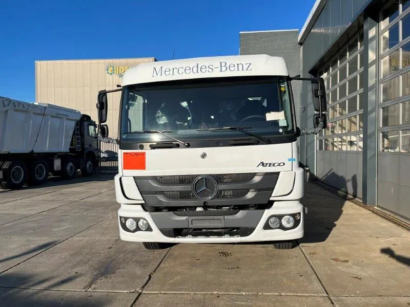 Tankwagen Für die Beförderung von Kraftstoff neu kaufen Mercedes-Benz Atego 1418 4x2 Fuel Tank Truck: das Bild 8