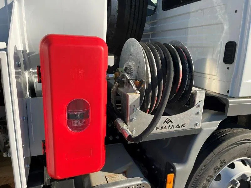 Tankwagen Für die Beförderung von Kraftstoff neu kaufen Mercedes-Benz Atego 1418 4x2 Fuel Tank Truck: das Bild 9