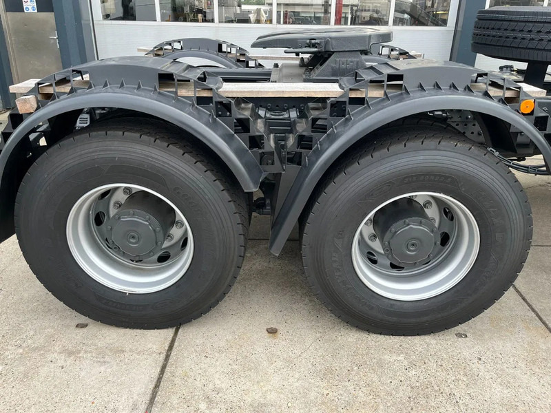 Sattelzugmaschine neu kaufen Mercedes-Benz Actros 3340 S 6x4 Tractor Head: das Bild 11