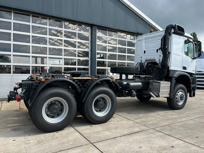 Mercedes-Benz Arocs 4058 AS 6x6 Tractor Head 180T Push Pull EURO-5 - Sattelzugmaschine: das Bild 5 Mercedes-Benz Arocs 4058 AS 6x6 Tractor Head 180T Push Pull EURO-5 - Sattelzugmaschine: das Bild 5