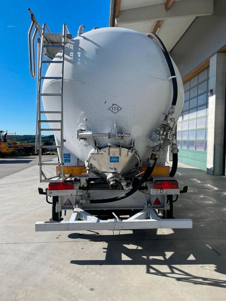 Feldbinder KIP 60 3 - Siloauflieger: das Bild 2 Feldbinder KIP 60 3 - Siloauflieger: das Bild 2