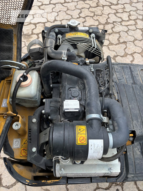 Minibagger Cat 300.9D: das Bild 10