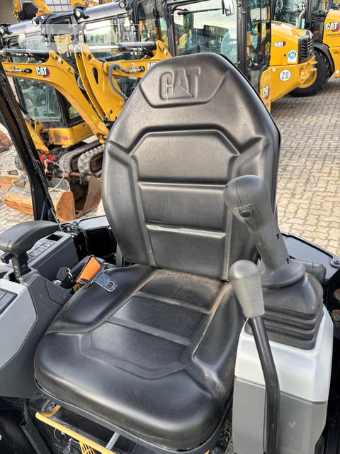 Minibagger Cat 301.7-05A: das Bild 7