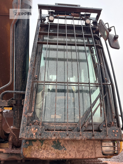 Kettenbagger Cat 374FL: das Bild 18