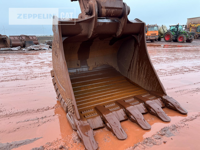 Kettenbagger Cat 374FL: das Bild 16