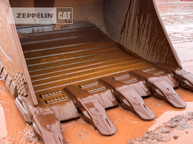 Kettenbagger Cat 374FL: das Bild 17
