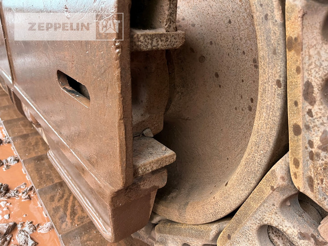 Kettenbagger Cat 374FL: das Bild 34