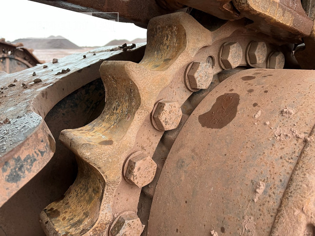 Kettenbagger Cat 374FL: das Bild 45