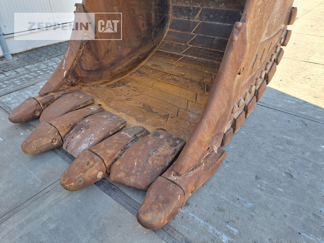 Kettenbagger Cat 390FL: das Bild 9