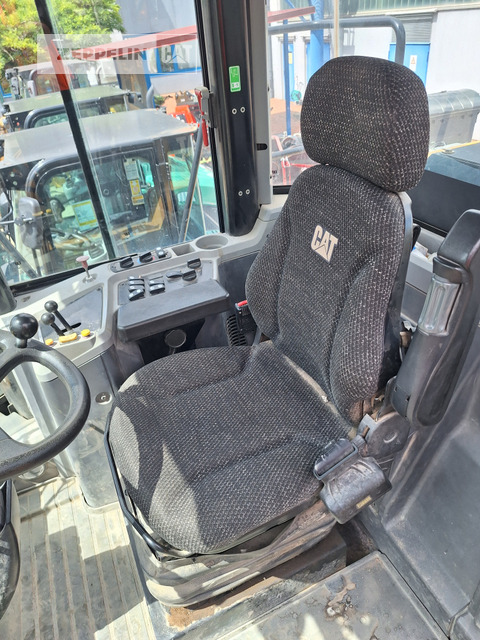 Radlader Cat 950GC: das Bild 14 Radlader Cat 950GC: das Bild 14