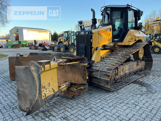 Cat D5 - Bulldozer: das Bild 1 Cat D5 - Bulldozer: das Bild 1