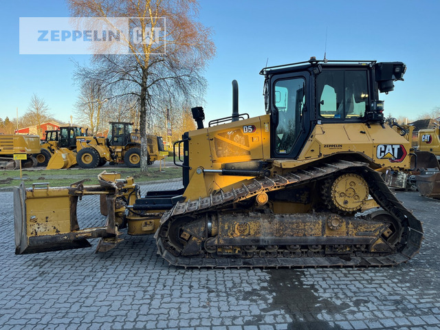 Cat D5 - Bulldozer: das Bild 2 Cat D5 - Bulldozer: das Bild 2