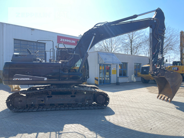 Doosan DX225LC-5 - Kettenbagger: das Bild 2 Doosan DX225LC-5 - Kettenbagger: das Bild 2