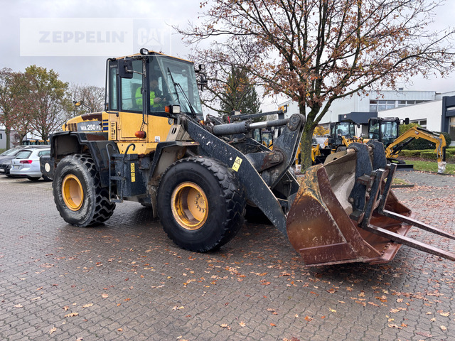 Komatsu WA250 - Radlader: das Bild 4 Komatsu WA250 - Radlader: das Bild 4