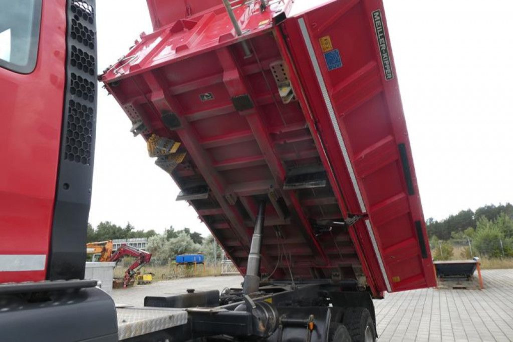 MAN TG-S 26.440 6x6 3-Achs Allradkipper Meiller - Kipper: das Bild 5 MAN TG-S 26.440 6x6 3-Achs Allradkipper Meiller - Kipper: das Bild 5