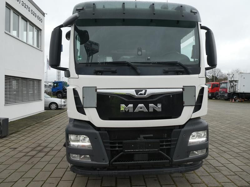 MAN TG-S 26.460 6x2-2 BL Abrollkipper Meiller, Funk - Abrollkipper: das Bild 3 MAN TG-S 26.460 6x2-2 BL Abrollkipper Meiller, Funk - Abrollkipper: das Bild 3
