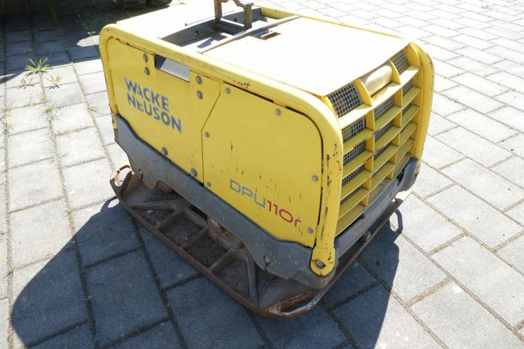 Wacker Rüttelplatte DPU 110rLem970 Baumaschine inkl. Fe - Rüttelplatte: das Bild 2 Wacker Rüttelplatte DPU 110rLem970 Baumaschine inkl. Fe - Rüttelplatte: das Bild 2