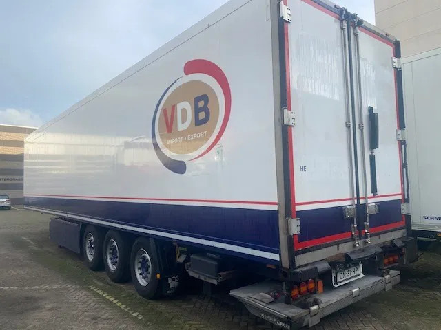 Kühlkoffer Auflieger Krone koelvries met TK en onderschuifklep , aslift,: das Bild 10 Kühlkoffer Auflieger Krone koelvries met TK en onderschuifklep , aslift,: das Bild 10