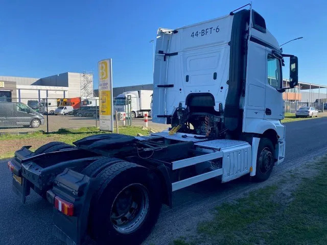 Mercedes-Benz Actros 1840 stream space cabine met spoilers fenders en zonneklep - Sattelzugmaschine: das Bild 4 Mercedes-Benz Actros 1840 stream space cabine met spoilers fenders en zonneklep - Sattelzugmaschine: das Bild 4