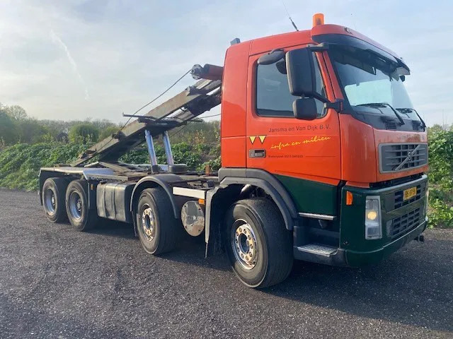 Volvo FM 440 8x4 ,containersysteem, handgeschakeld, luchtvering, naafreductie... - Seil Abrollkipper: das Bild 4 Volvo FM 440 8x4 ,containersysteem, handgeschakeld, luchtvering, naafreductie... - Seil Abrollkipper: das Bild 4