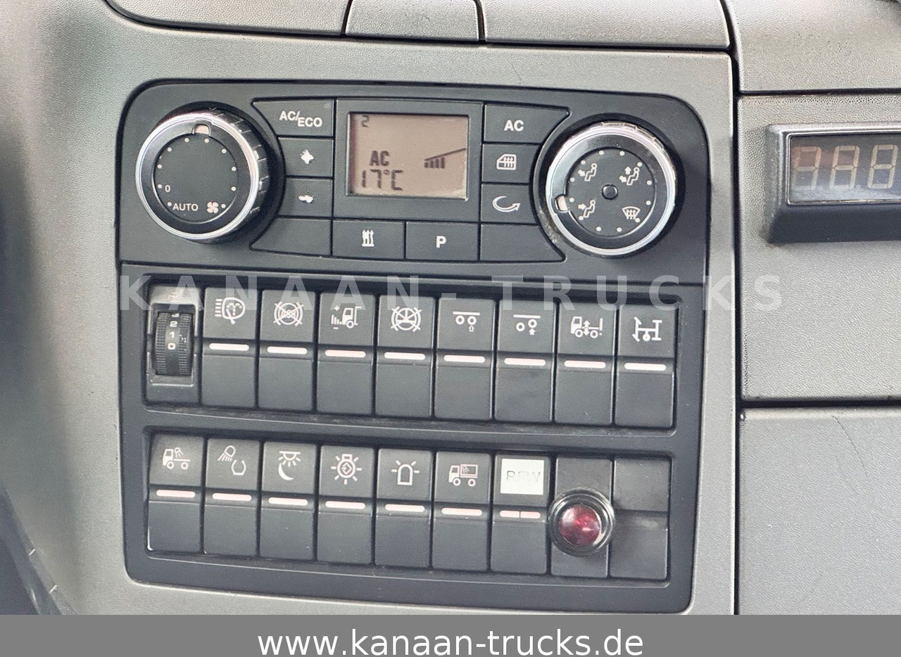 Autokran MAN 26.480 TGX 6x2 Palfinger 23002 Fly-Jib  ca 21 m: das Bild 26