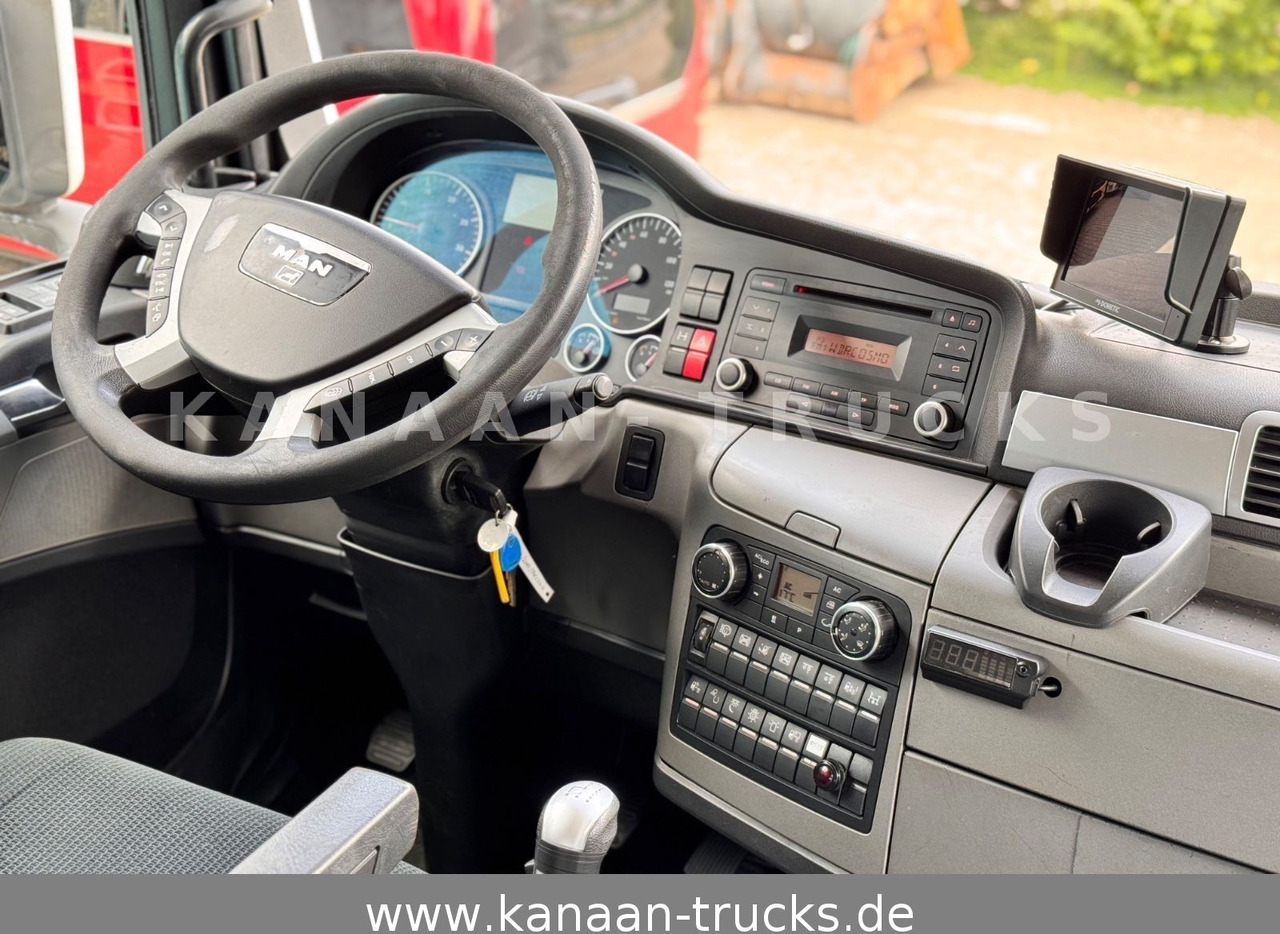 Autokran MAN 26.480 TGX 6x2 Palfinger 23002 Fly-Jib  ca 21 m: das Bild 23