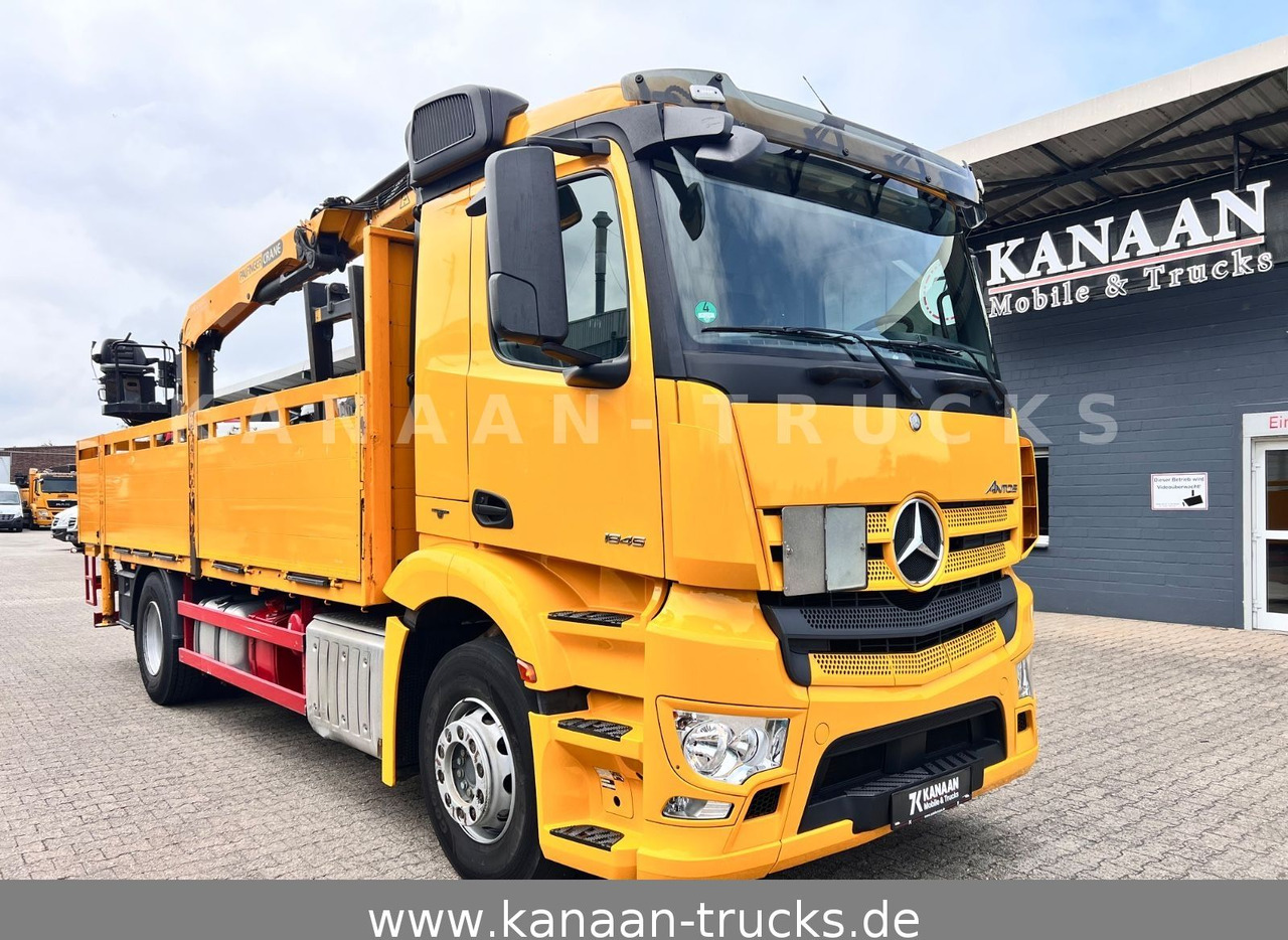 Mercedes-Benz 1845 Antos 4x2 Baustoffkran Palfinger 21001L - Autokran: das Bild 1 Mercedes-Benz 1845 Antos 4x2 Baustoffkran Palfinger 21001L - Autokran: das Bild 1