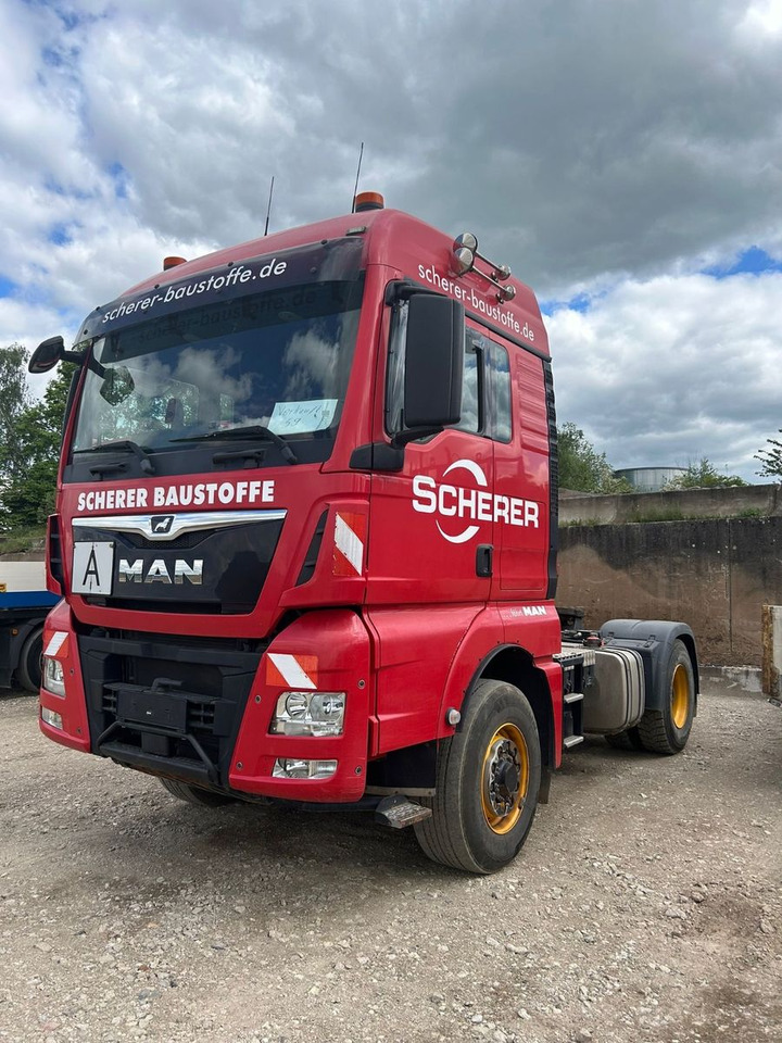 MAN TGX 18.510 XLX 4x4H BLS Service/TÜV NEU TOP !! - Sattelzugmaschine: das Bild 2 MAN TGX 18.510 XLX 4x4H BLS Service/TÜV NEU TOP !! - Sattelzugmaschine: das Bild 2