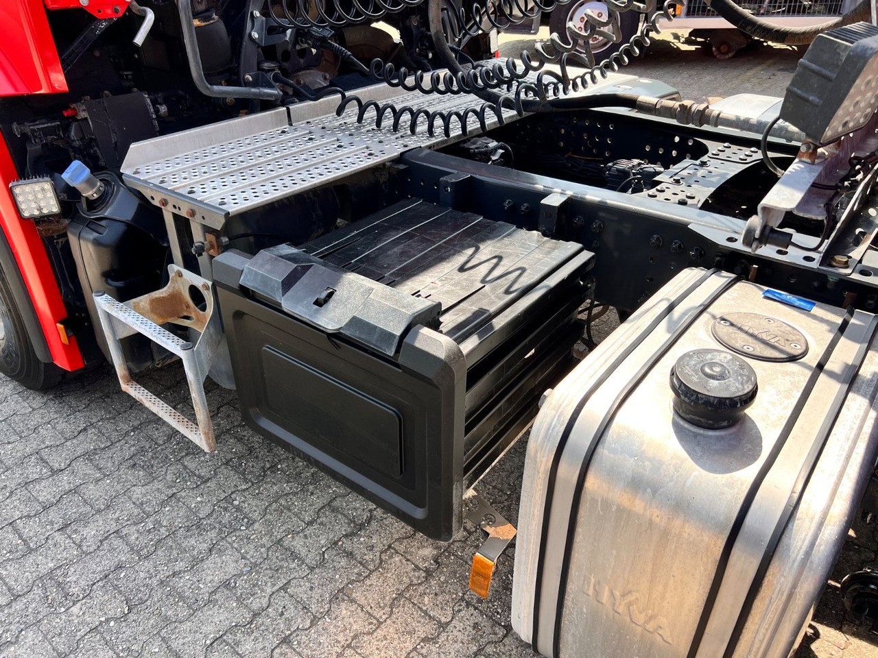 Sattelzugmaschine Mercedes-Benz 1846 LS  Actros 5 4x2 Kipphydraulik: das Bild 10