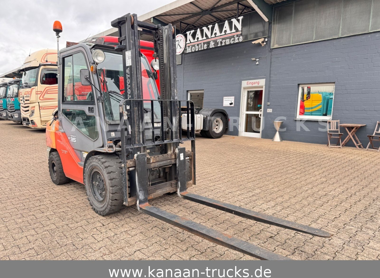 Toyota Tonero 35 Diesel Stapler 3.274h Sideshift - Dieselstapler: das Bild 2 Toyota Tonero 35 Diesel Stapler 3.274h Sideshift - Dieselstapler: das Bild 2