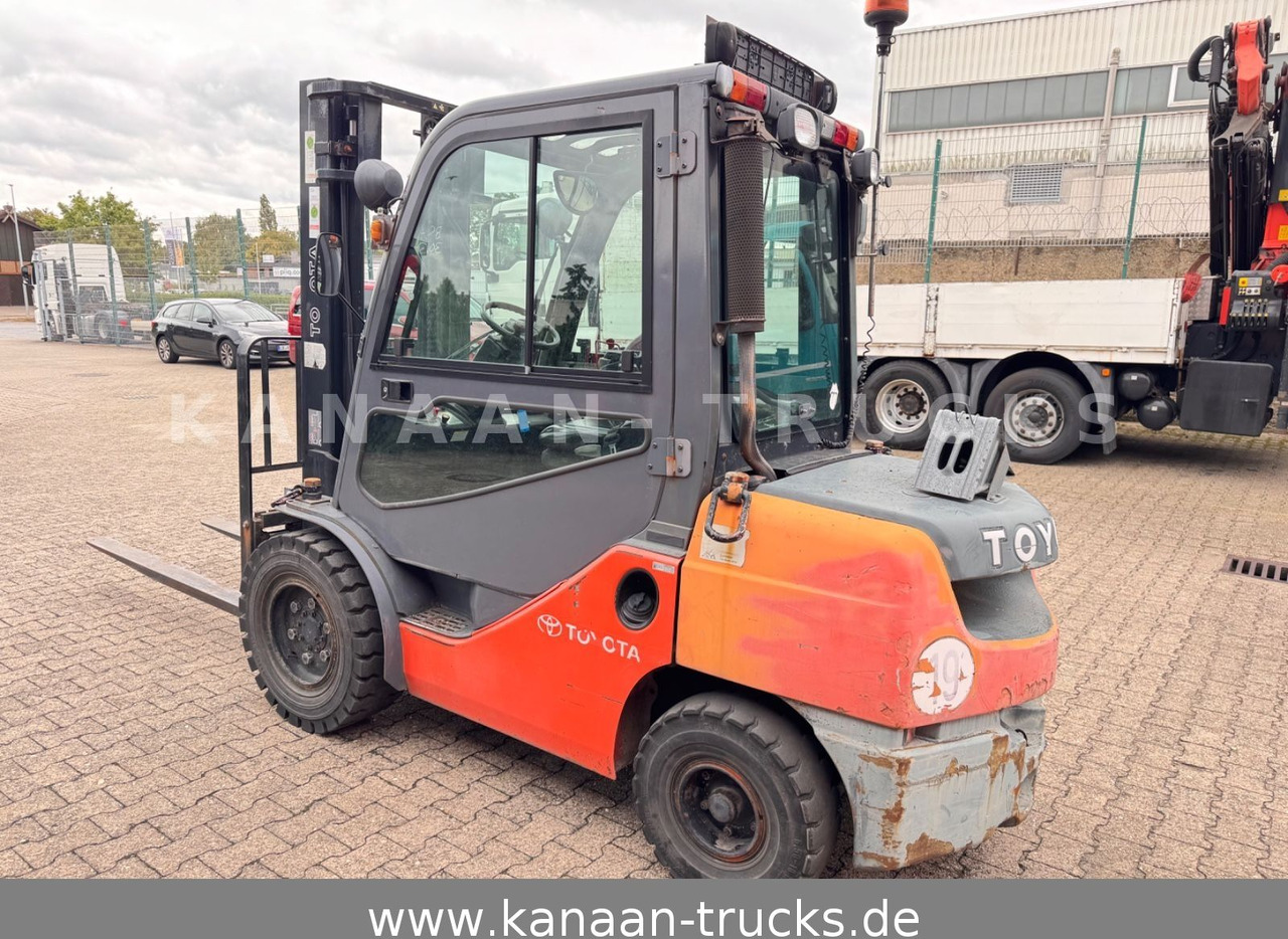 Toyota Tonero 35 Diesel Stapler 3.274h Sideshift - Dieselstapler: das Bild 5 Toyota Tonero 35 Diesel Stapler 3.274h Sideshift - Dieselstapler: das Bild 5