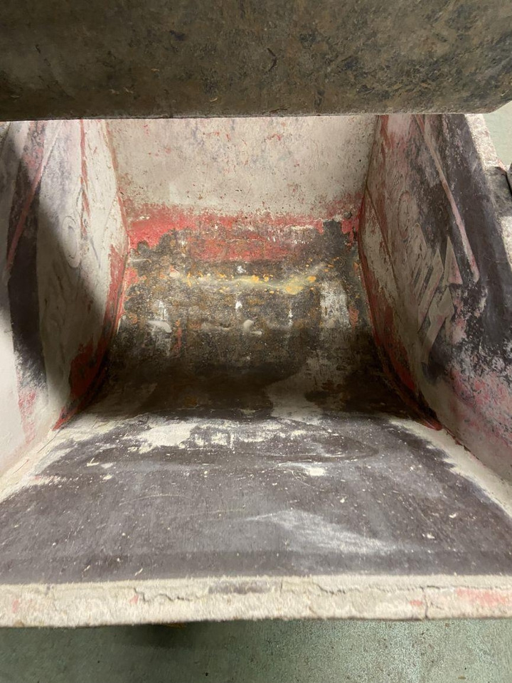 Hinowa HS1102 (4350) - Mini-Kipper: das Bild 2 Hinowa HS1102 (4350) - Mini-Kipper: das Bild 2