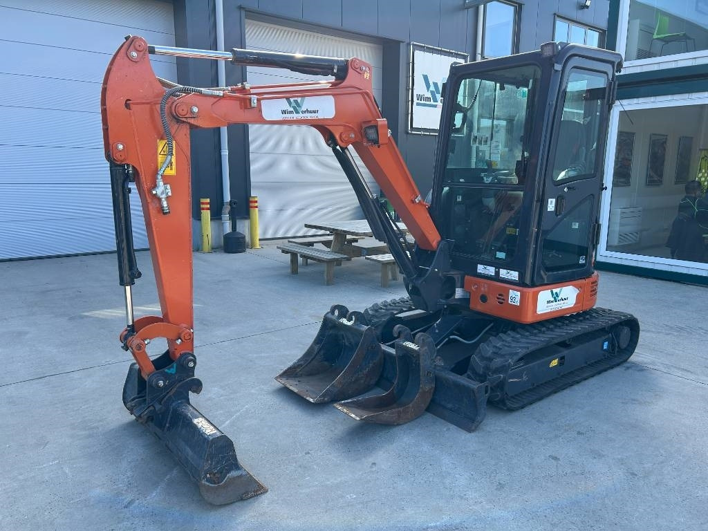 Hitachi ZX 26 U-6 - Minibagger: das Bild 2 Hitachi ZX 26 U-6 - Minibagger: das Bild 2