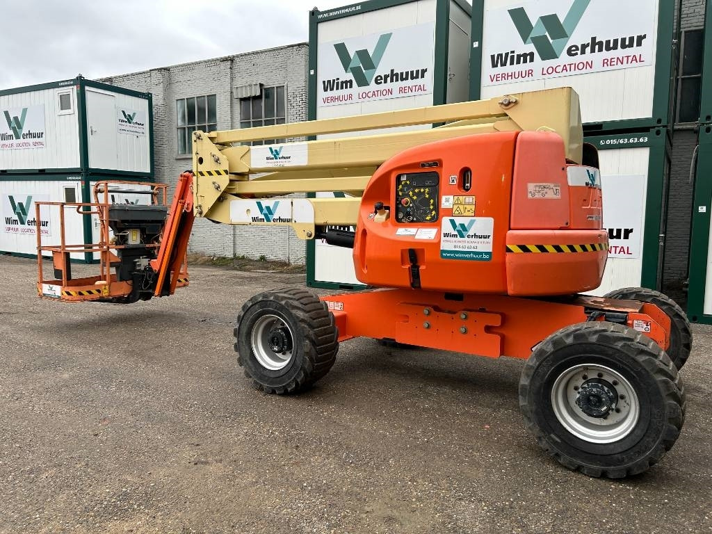 JLG 450 AJ - Gelenkarmbühne: das Bild 1 JLG 450 AJ - Gelenkarmbühne: das Bild 1