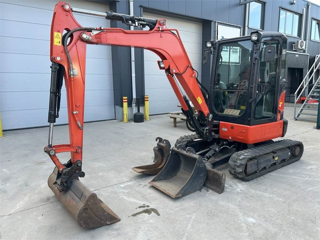 Kubota U36-4 (7113) - Minibagger: das Bild 1 Kubota U36-4 (7113) - Minibagger: das Bild 1