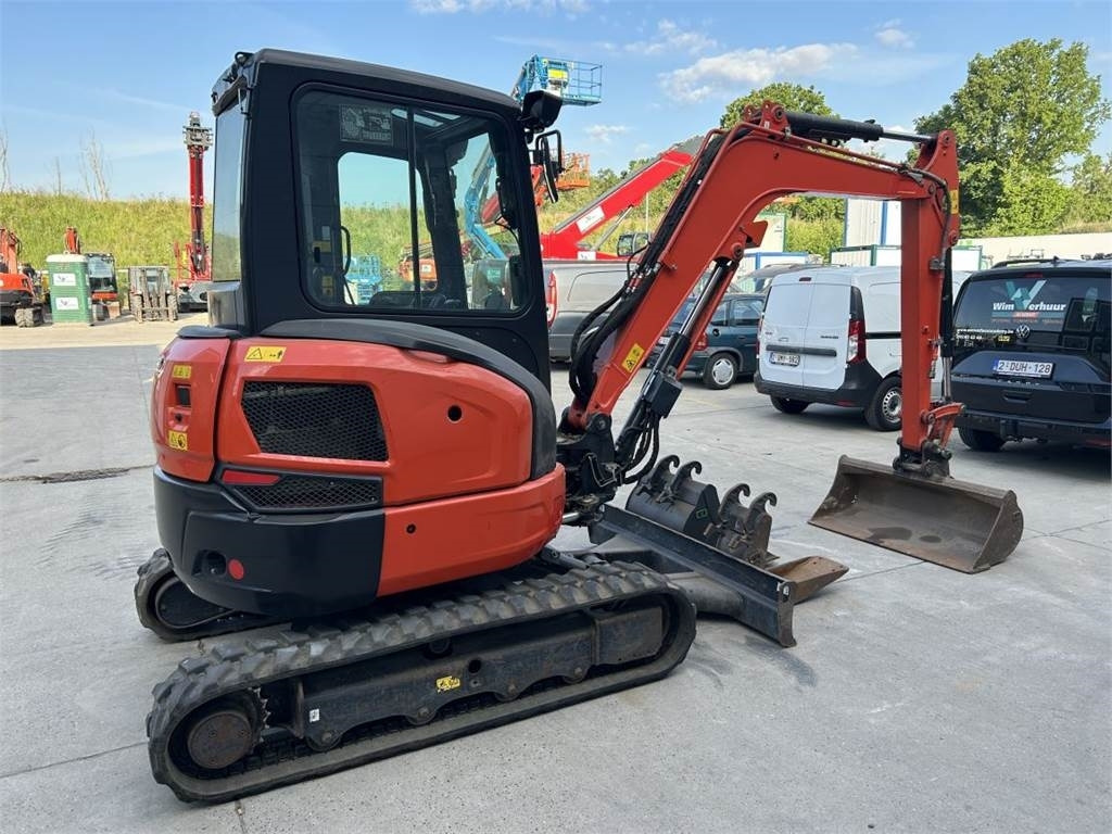 Kubota U36-4 (7113) - Minibagger: das Bild 4 Kubota U36-4 (7113) - Minibagger: das Bild 4