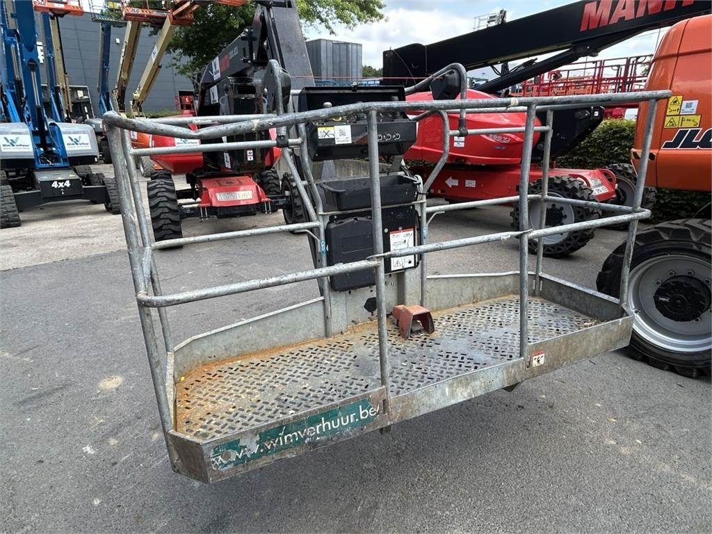 Manitou 200 ATJ RC ST5 (5612) - Gelenkarmbühne: das Bild 5 Manitou 200 ATJ RC ST5 (5612) - Gelenkarmbühne: das Bild 5