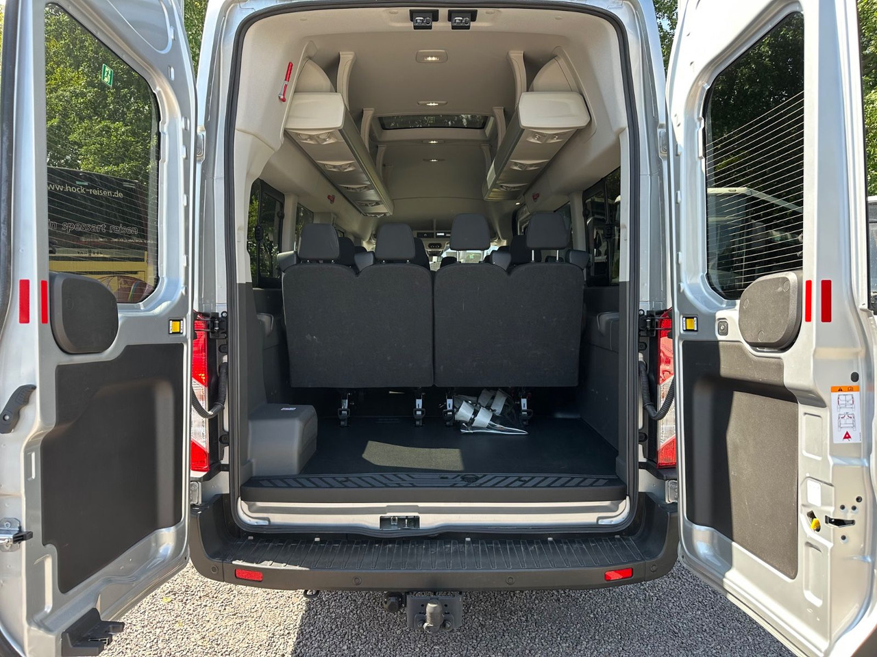 Ford Transit (Klima*PDC*Xenon*Kamera*28 tKm) - Kleinbus, Personentransporter: das Bild 4 Ford Transit (Klima*PDC*Xenon*Kamera*28 tKm) - Kleinbus, Personentransporter: das Bild 4